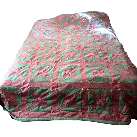 Handmade Pink & Green Star Patchwork Quilt w Heart Print Back 82x68 - Picture 2 of 6